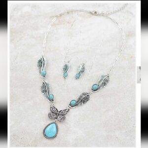 ✨️Sale✨️Western Turquoise Butterfly Drop Necklace